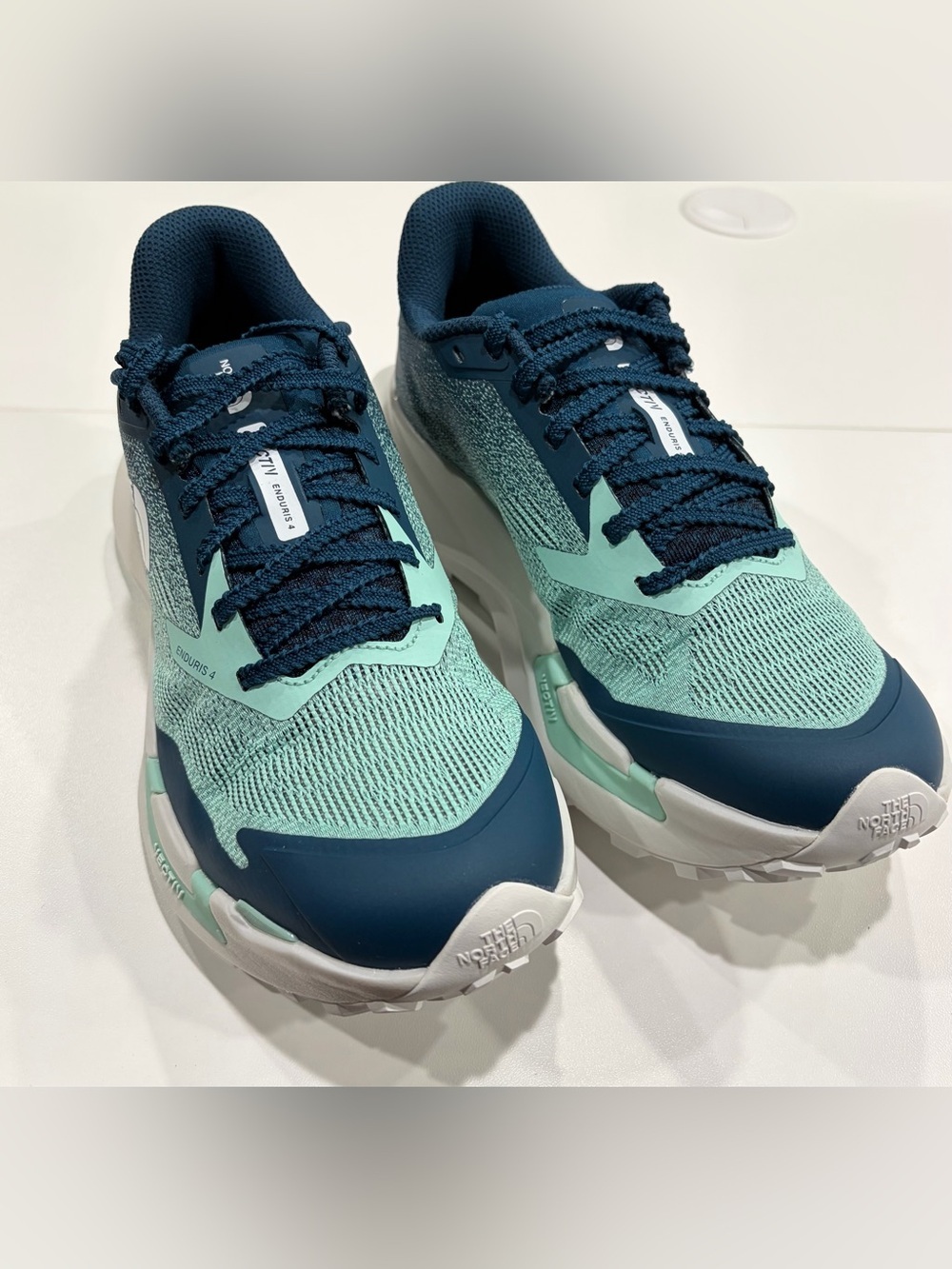 The North Face Women's Size 8 VECTIV Enduris 4 Hiking Shoes Teal White NWT